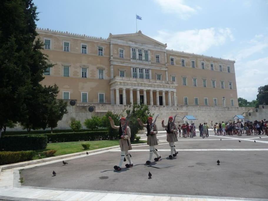 Athens Plaka Modern Decorated Apartment Exterior photo
